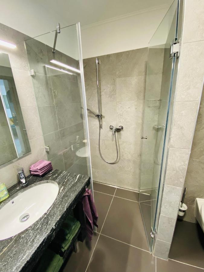 Lotusbluete Appartement In Heviz Mit Tiefgarage Und Panoramaterrasse Exterior foto